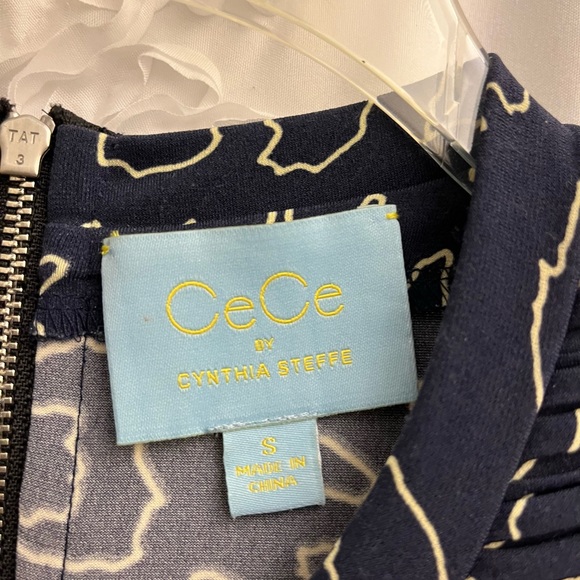 NWT CeCe by Cynthia Steffe Navy long sleeve dress size Small - Picture 2 of 6